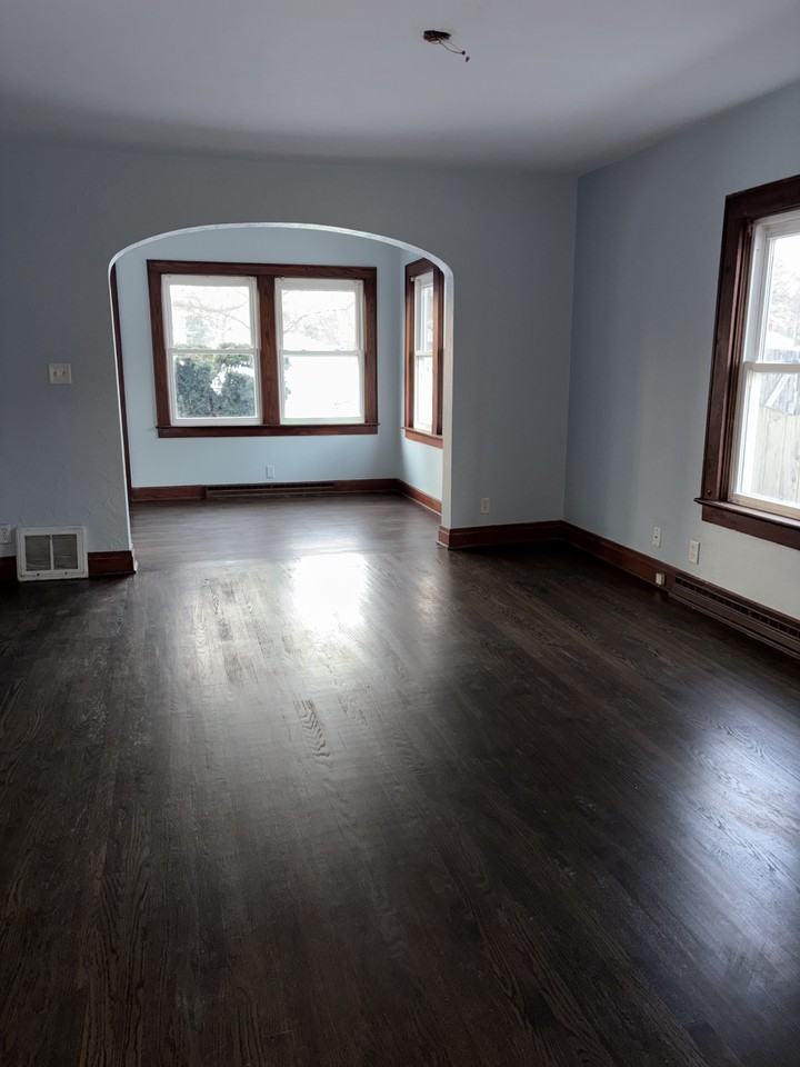 2805 Emmaus Ave #1stFL - Photo 6 of 9