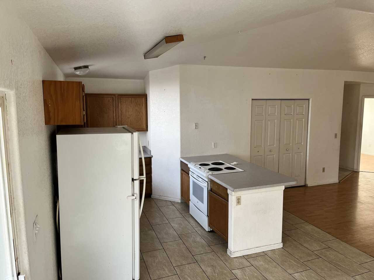 517 Broadview Dr #NA - Photo 2 of 8