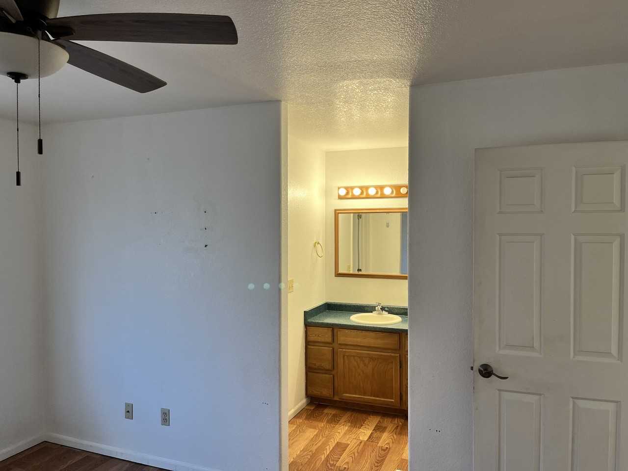 517 Broadview Dr #NA - Photo 6 of 8