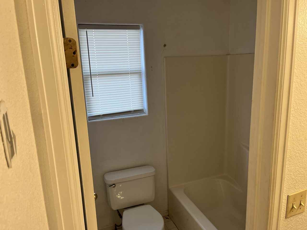 517 Broadview Dr #NA - Photo 7 of 8