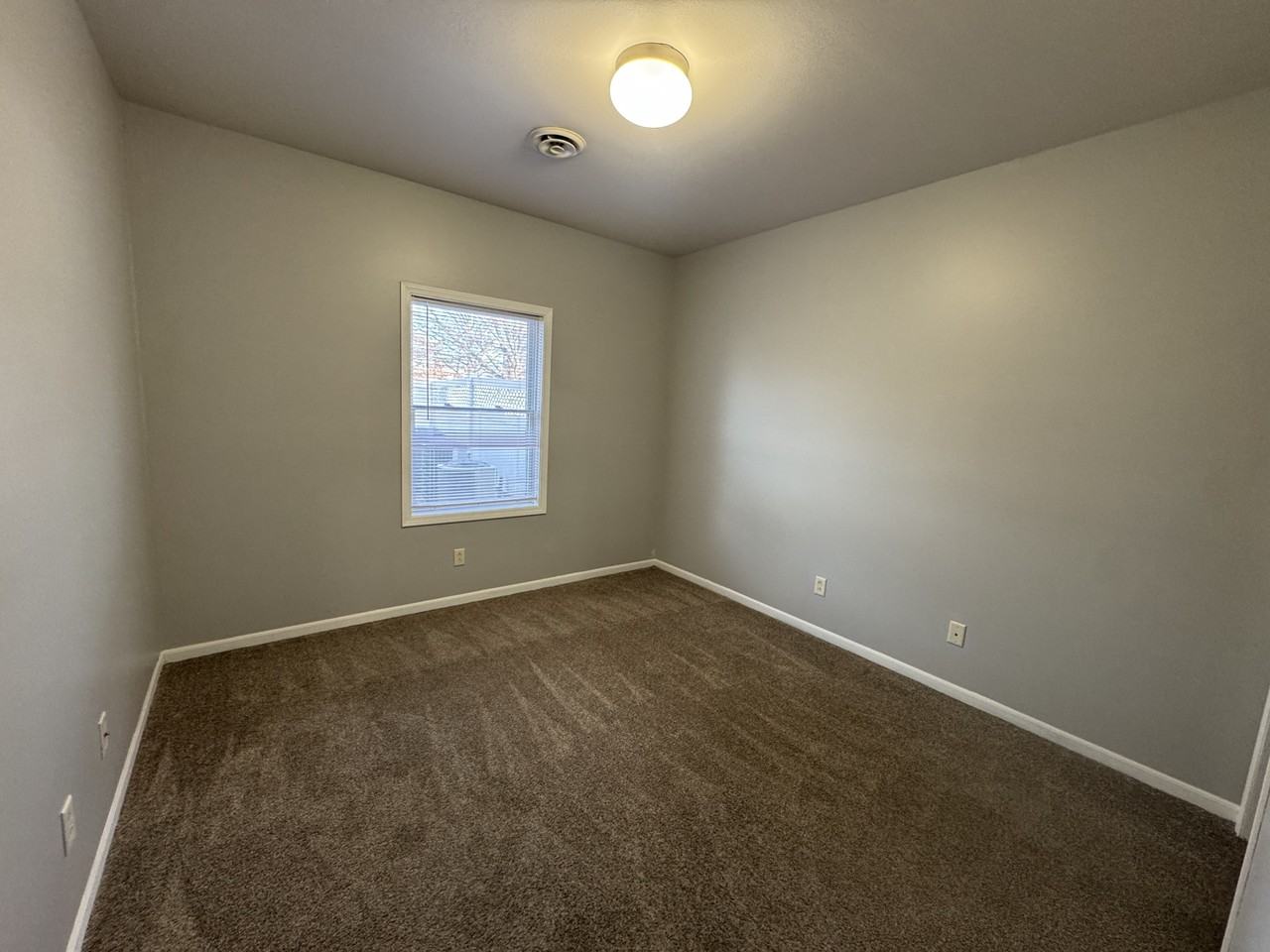 1400 North Avenue - 111 #111 - Photo 4 of 5