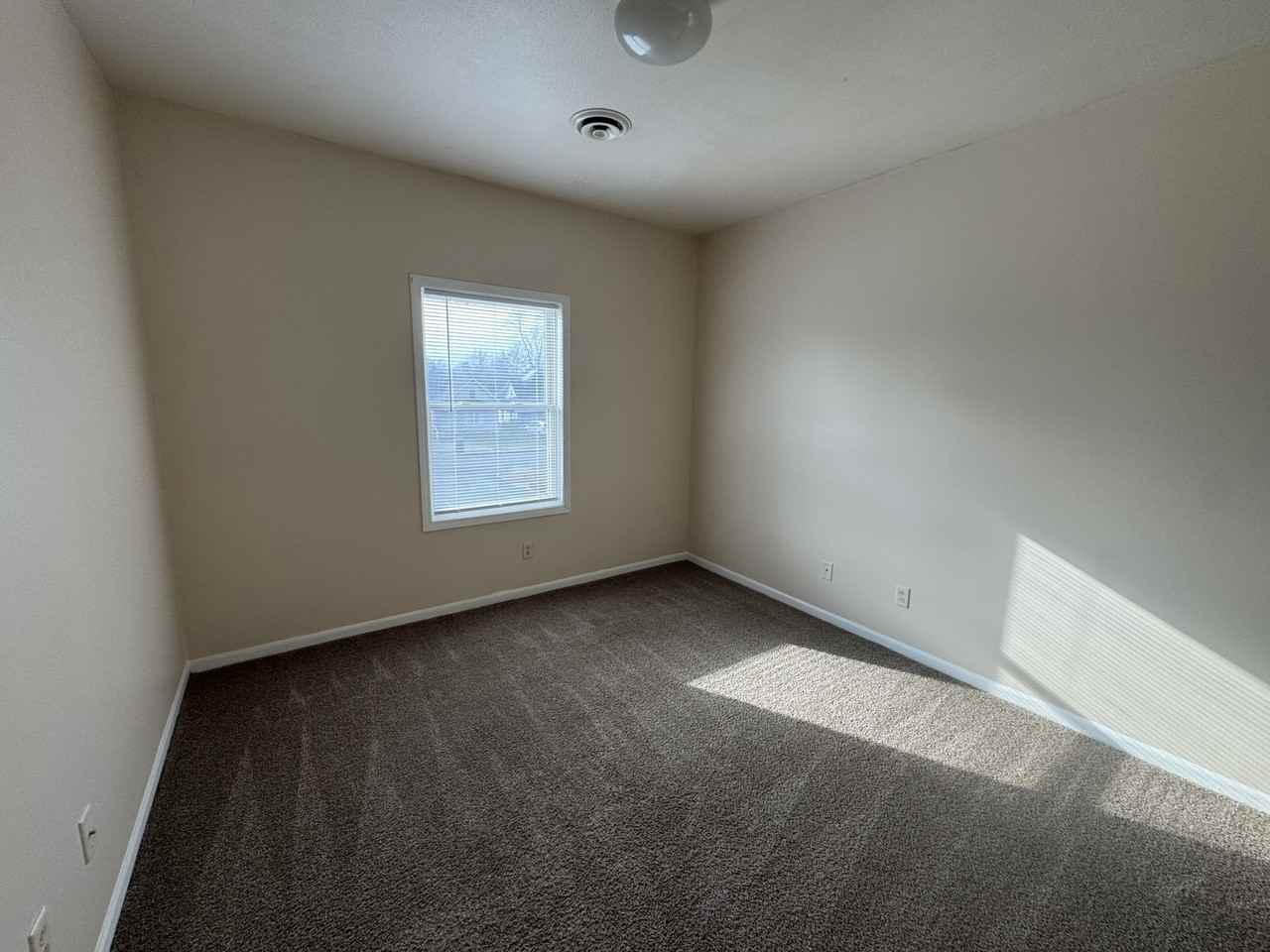 1400 North Avenue - 218 #218 - Photo 3 of 5