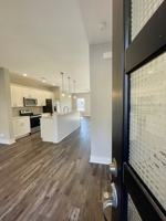 featured image of 39 Zentry Pl #1