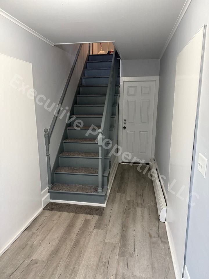 120 Main Rd S #2 - Photo 2 of 12