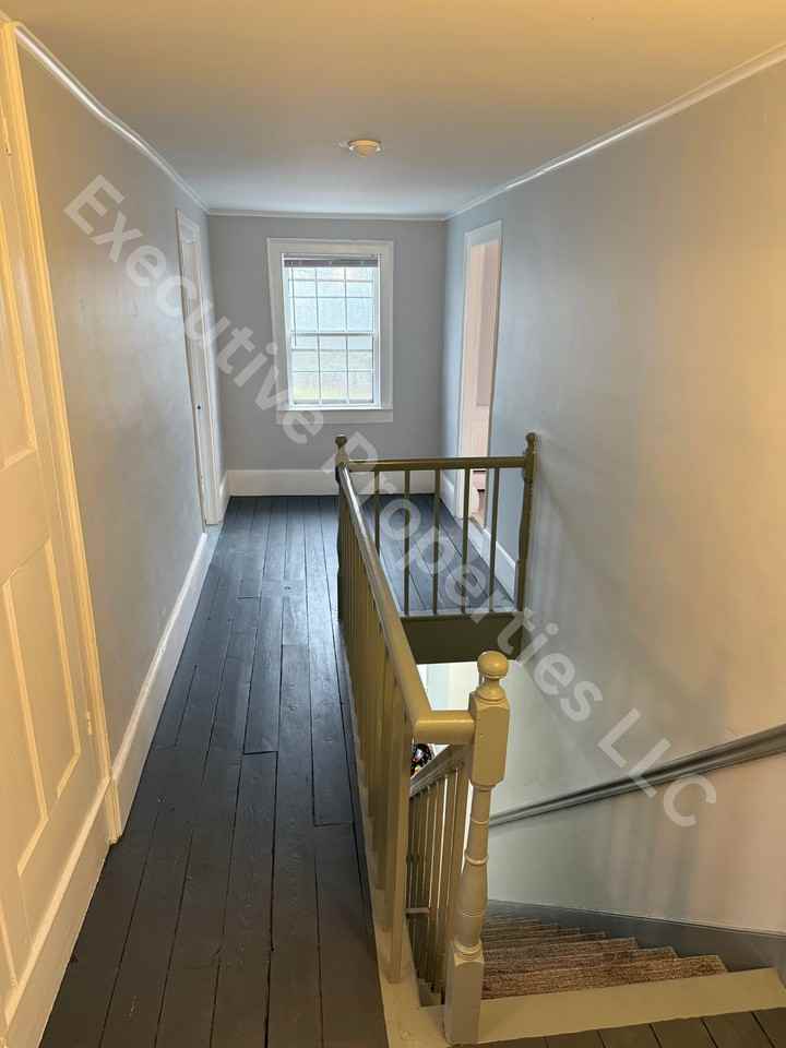 120 Main Rd S #2 - Photo 3 of 12