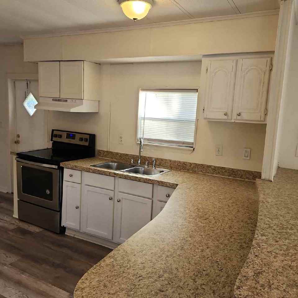 85028 Patricia Ct - Photo 6 of 25