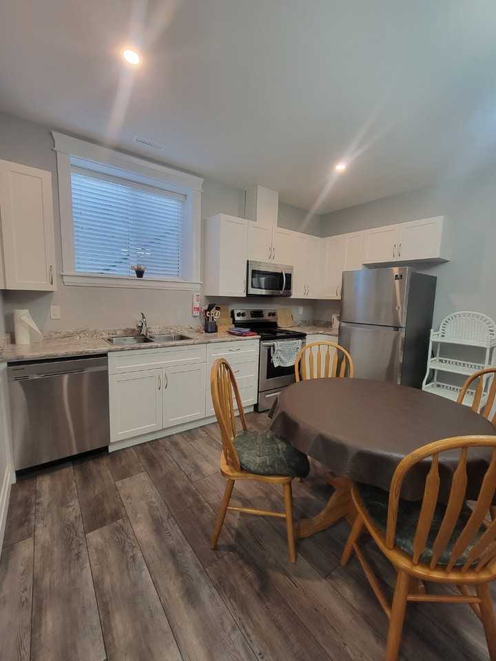 10186 Royalwood Blvd #1 - Photo 3 of 11