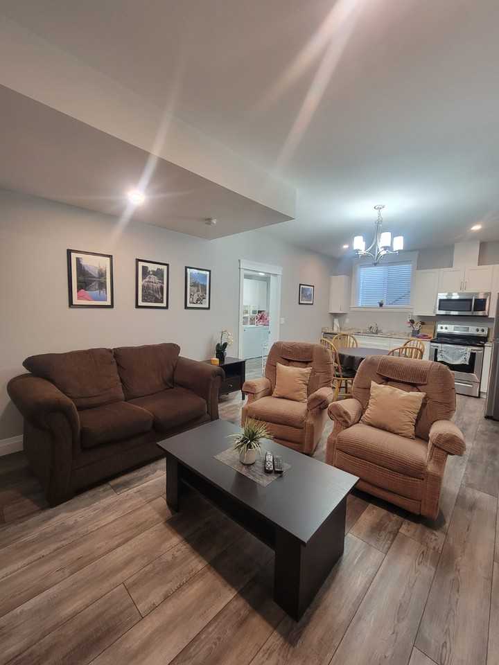 10186 Royalwood Blvd #1 - Photo 4 of 11