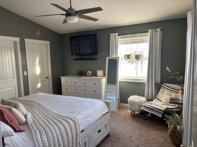 8226 113 St #1 - Photo 5 of 10