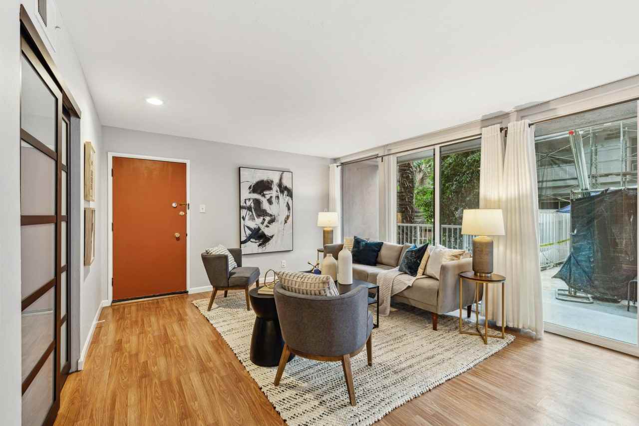 1425 Lakeside Dr #109 - Photo 5 of 31