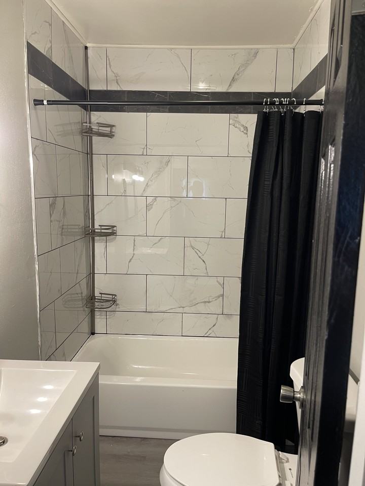 4761 Warnock Ave #NA - Photo 6 of 6