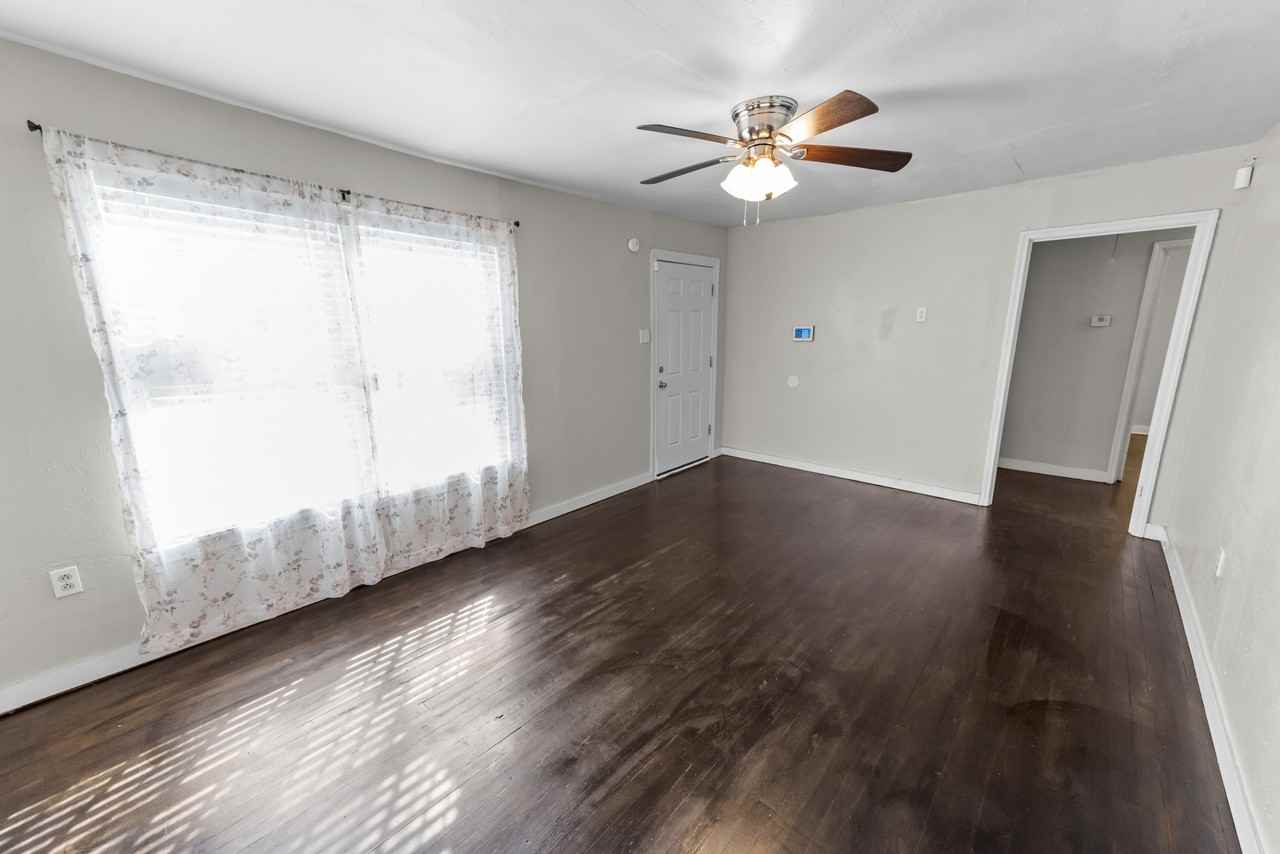 2609 Herring Ave #1 - Photo 6 of 26