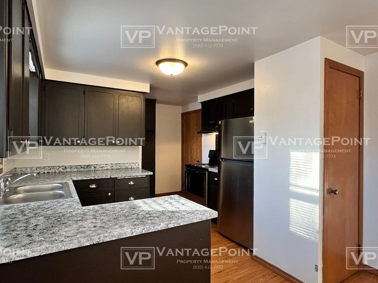 471 Taft St #471 - Photo 3 of 20