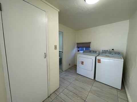 536 W Alameda St #1 - Photo 7 of 12