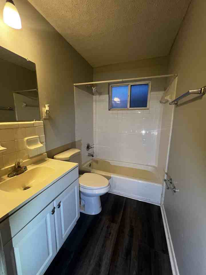 4216 Flintlock Dr #1 - Photo 5 of 7