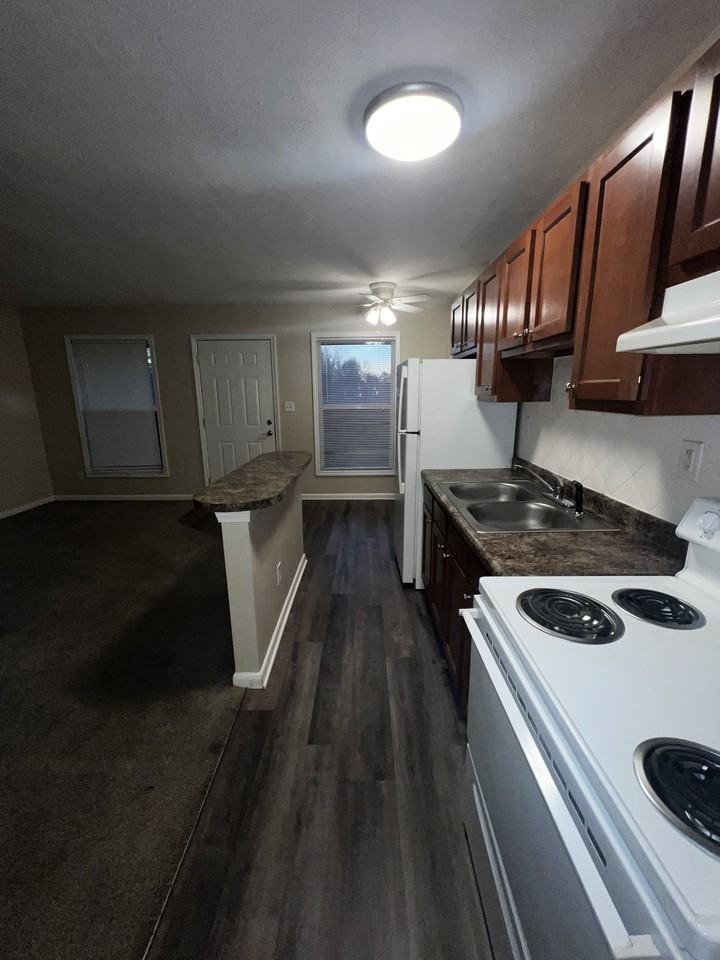 4216 Flintlock Dr #1 - Photo 6 of 7