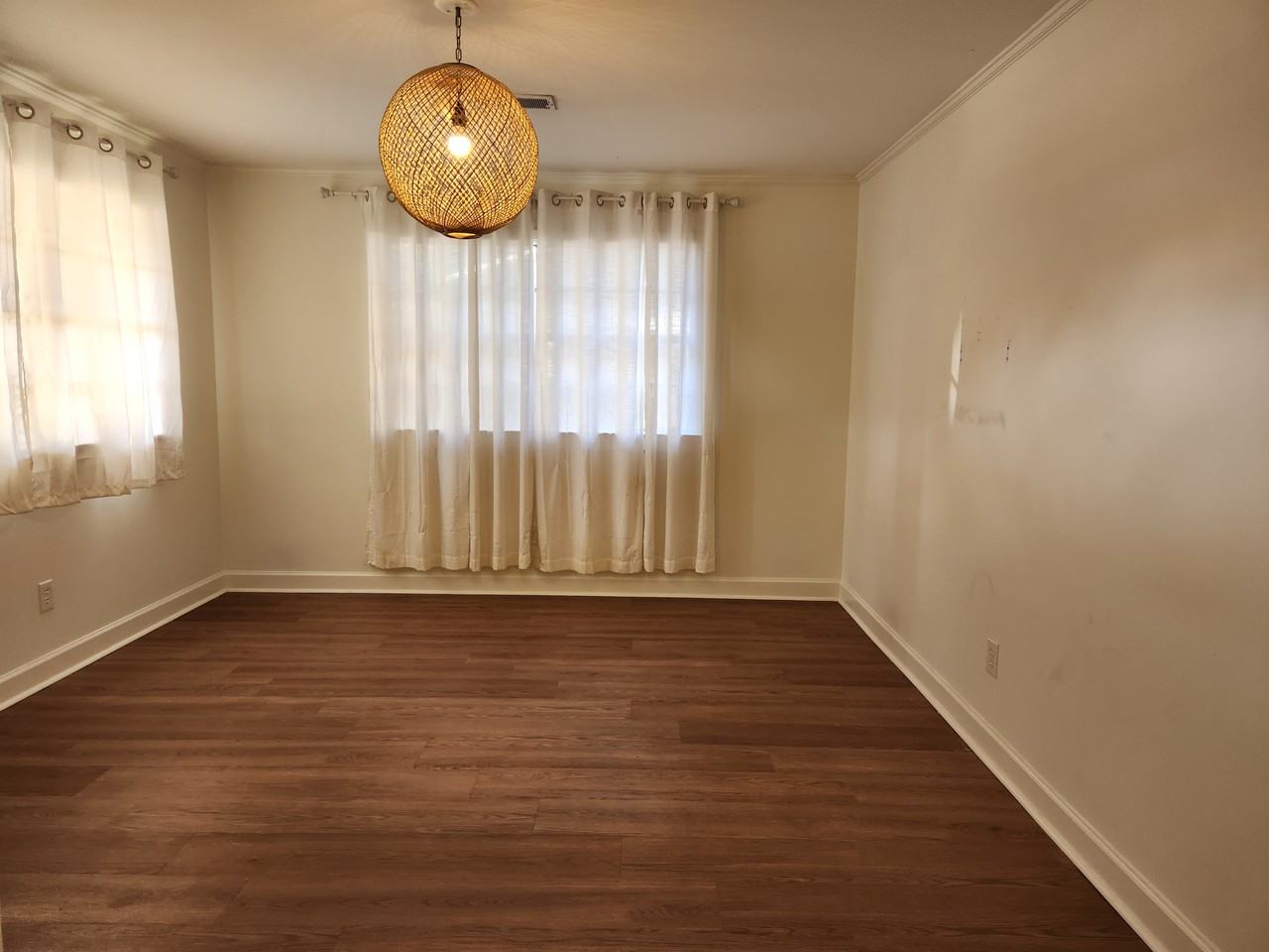 Roberts Cir #1 - Photo 4 of 10