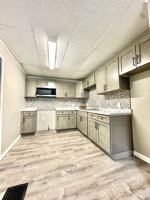 featured image of 40 Lawrence Pl #1