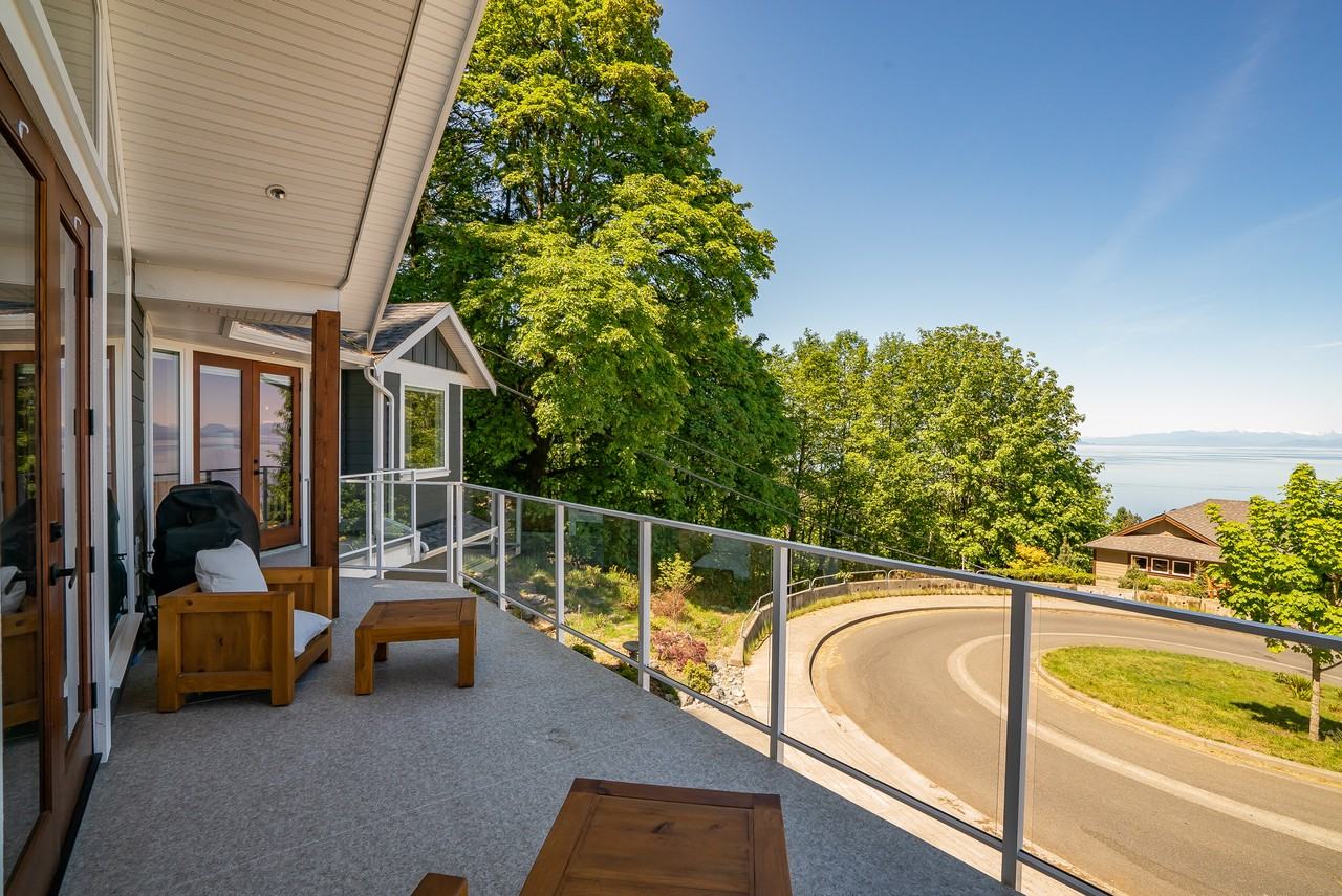 5361 Royal Sea View Uppr - Photo 7 of 49