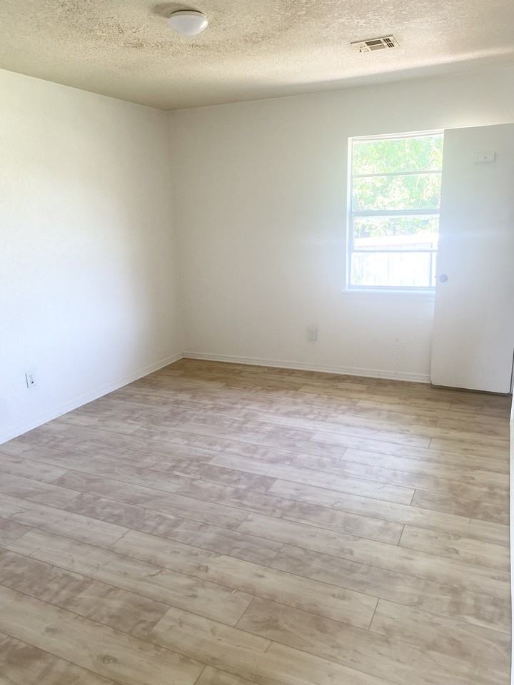 1821 Mark Trl #1 - Photo 5 of 24