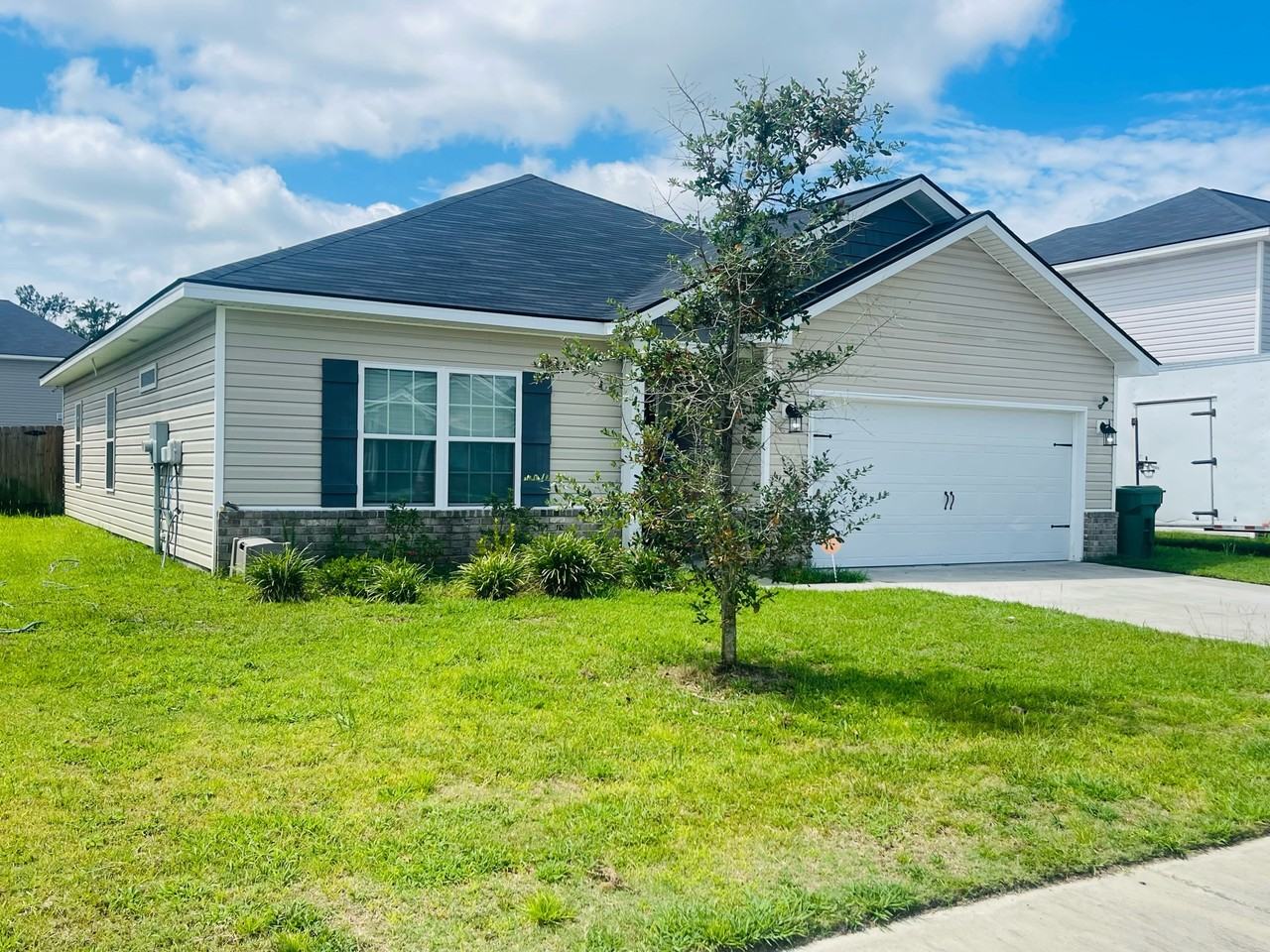 117 Brasher Dr #1 - Photo 3 of 13