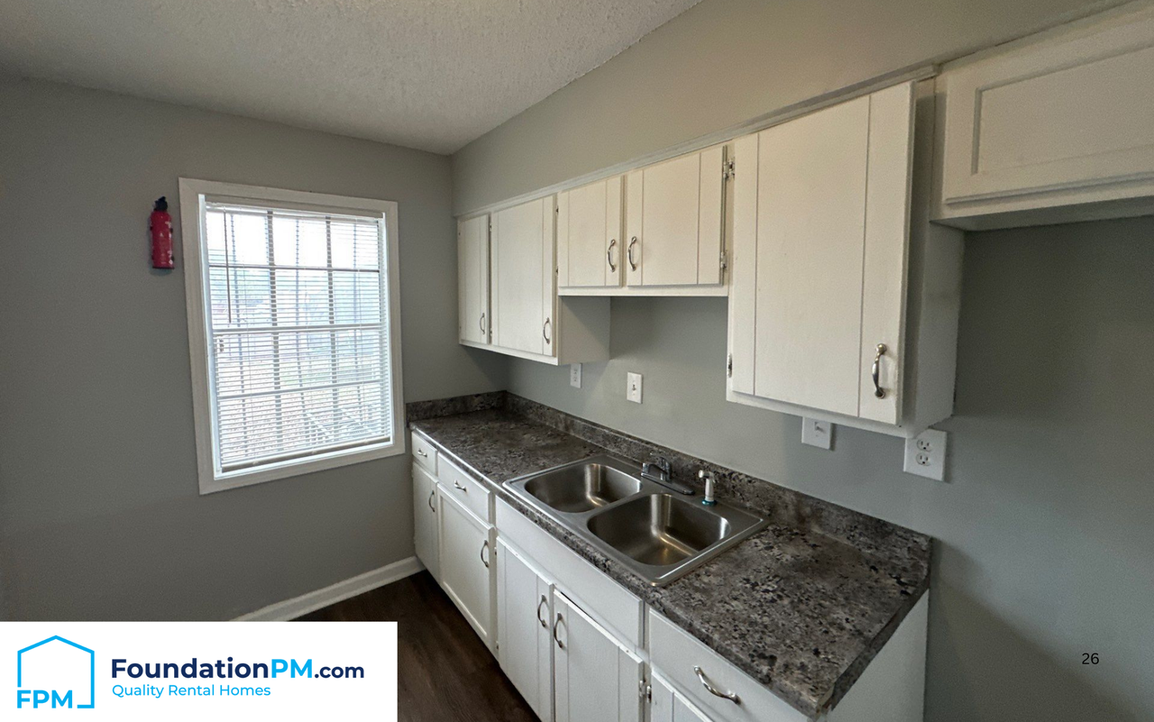 1056 University St #1 - Photo 6 of 21