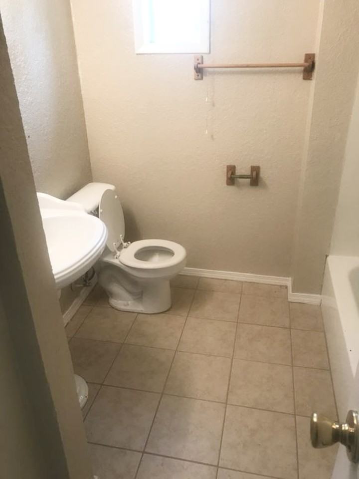 3400 Mildred Ave #1 - Photo 6 of 11