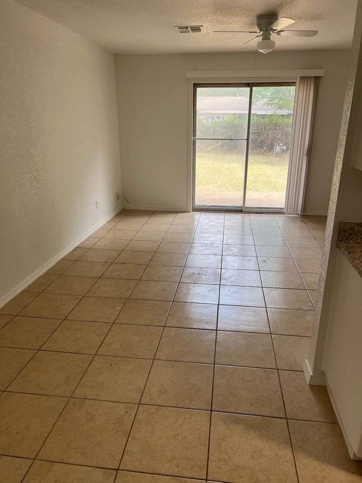 217 W Campbell Dr #1 - Photo 4 of 18