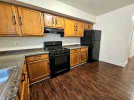 featured image of 4007 Aspen St