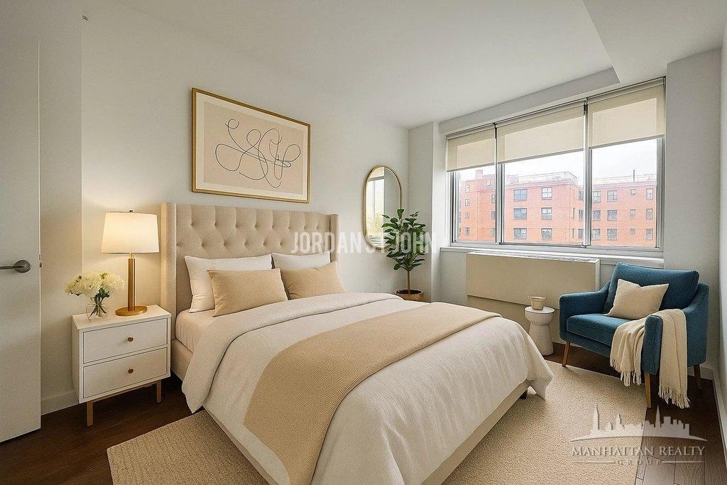 E 34th St #17F - Photo 3 of 4