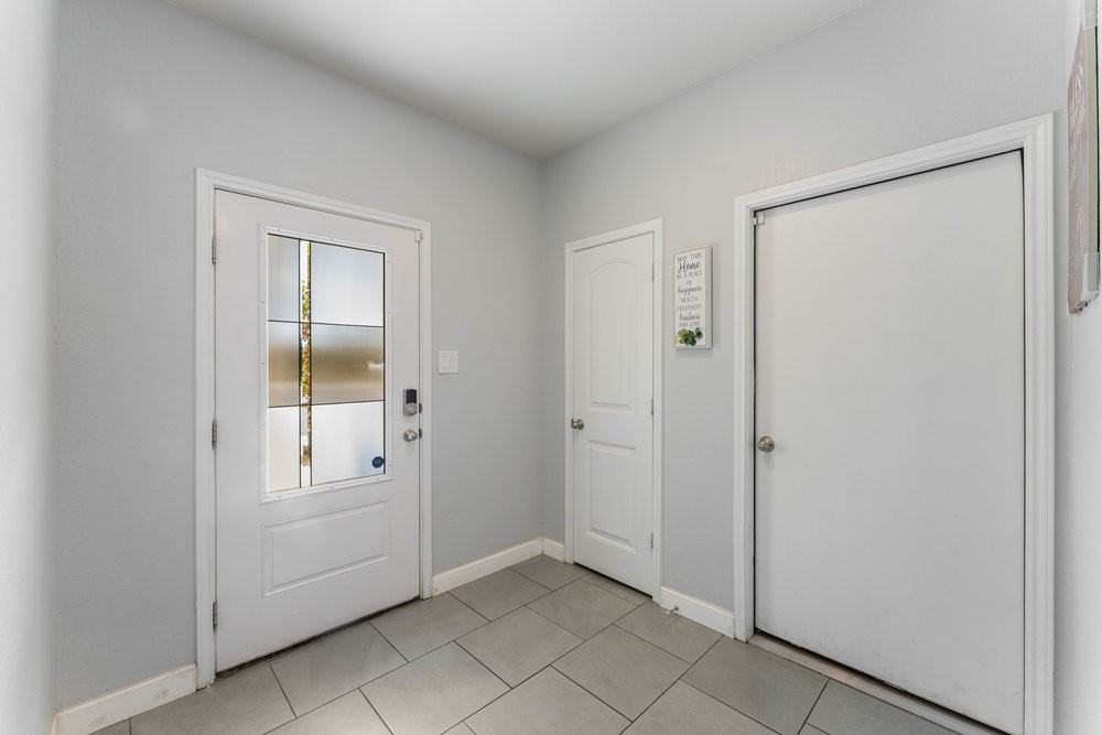 829 Margay Loop #1 - Photo 4 of 30