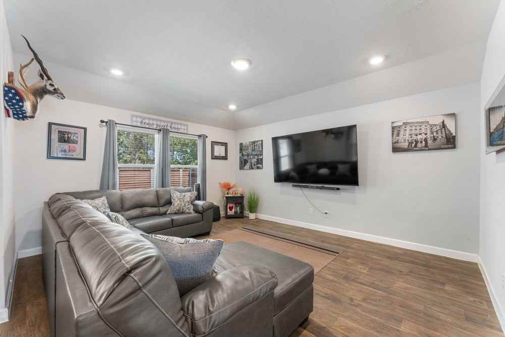 829 Margay Loop #1 - Photo 6 of 30