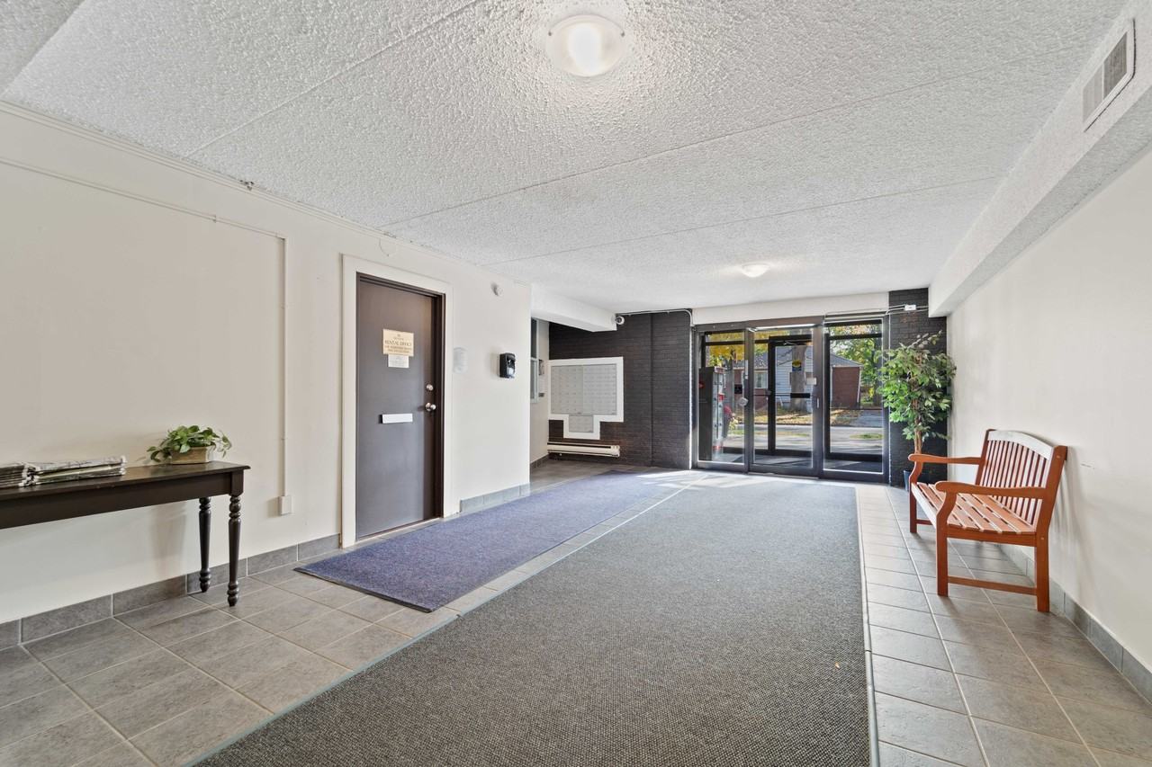 Frances Tower Apartments - Photo 5 of 19