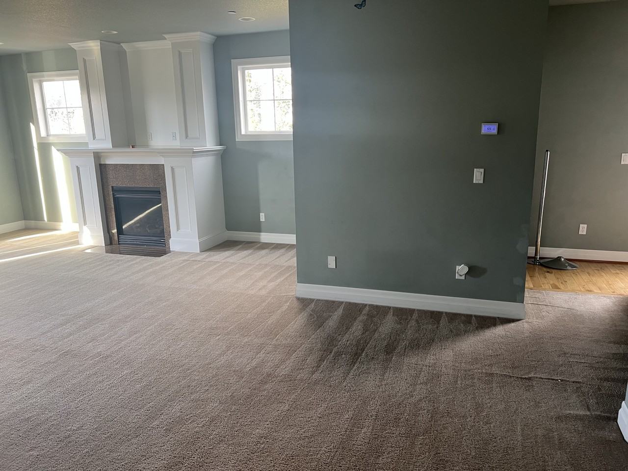 1526 Ne Market Dr #1 - Photo 3 of 25