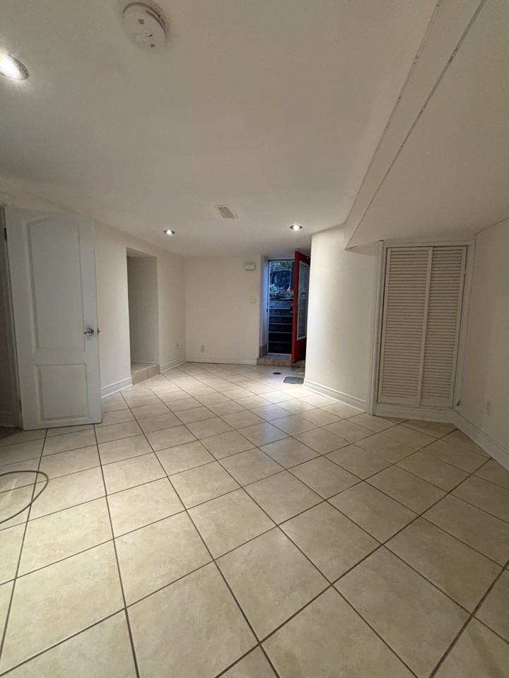 College St & Crawford St - Photo 7 of 12