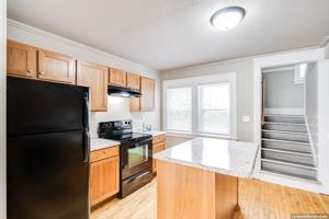 featured image of 1202 Summit Ave