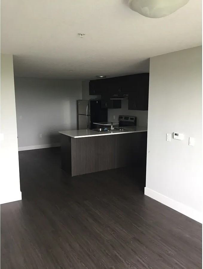 45 Centre Street - Photo 3 of 13