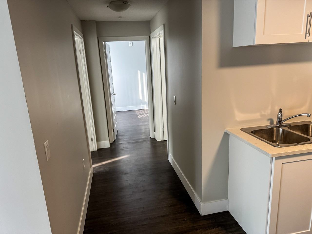 25 Centre Street London Ontario - Photo 3 of 9