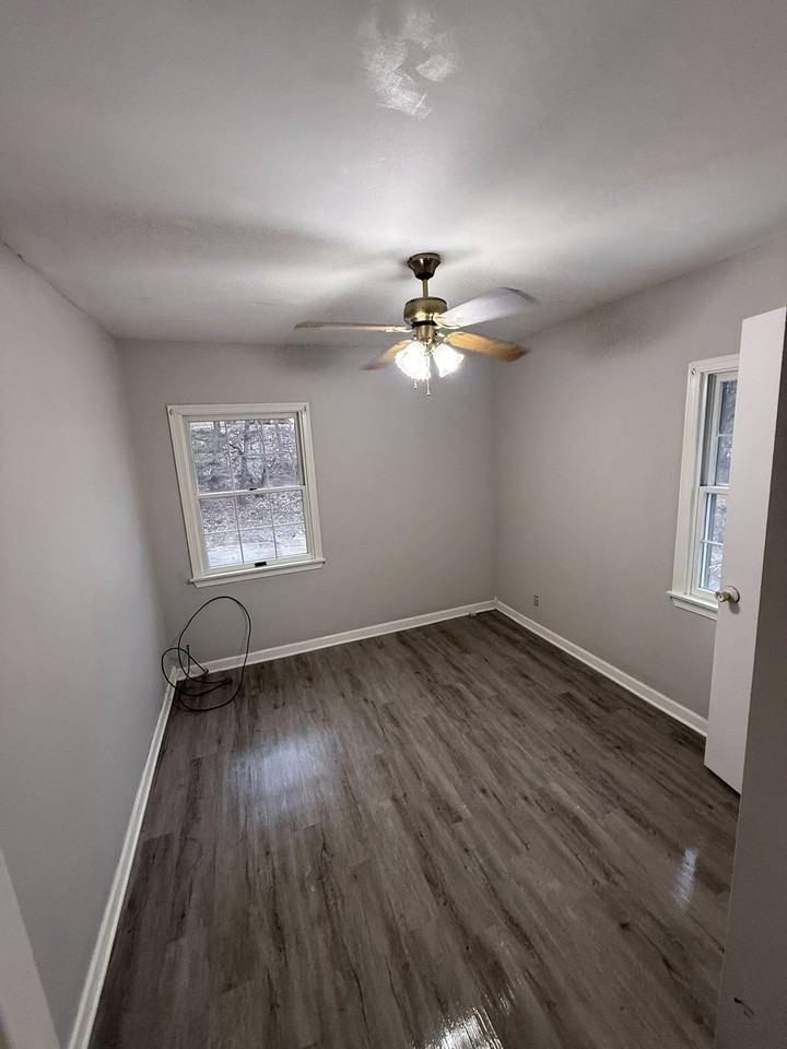 2121 Norwood Blvd #1 - Photo 3 of 3