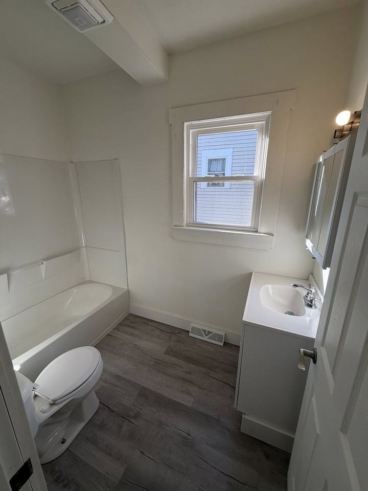 2128 Norwood Blvd #1 - Photo 3 of 16