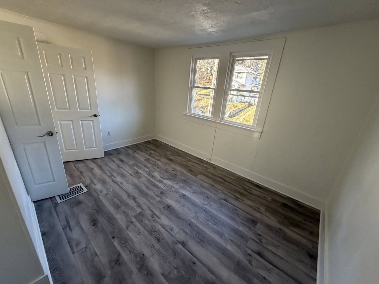 2128 Norwood Blvd #1 - Photo 6 of 16