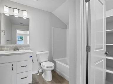 1581 Witt St #1 - Photo 7 of 37