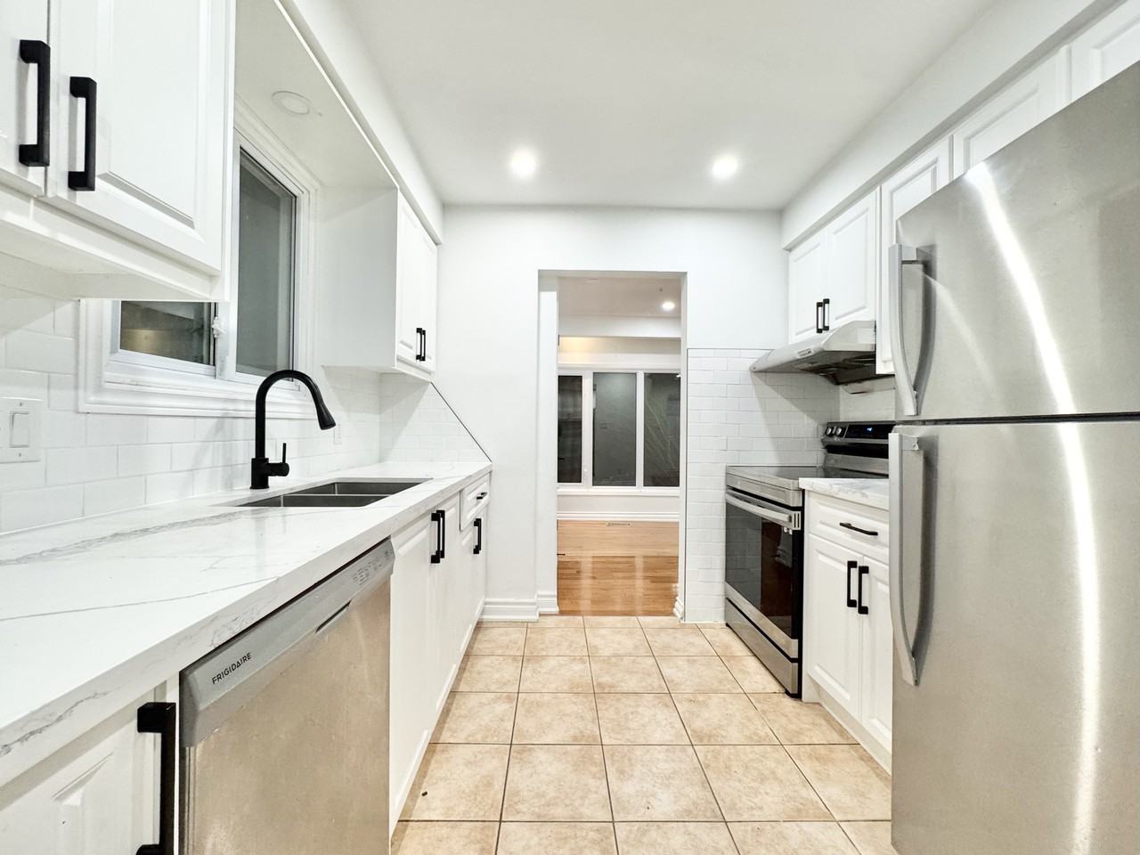 14 Harbour Heights Lane Uppr - Photo 3 of 14