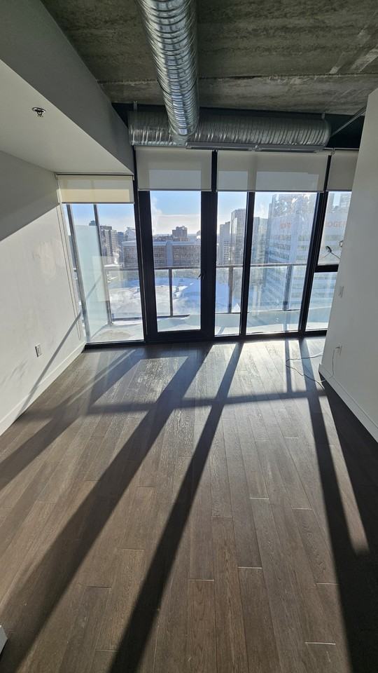 311 Glasshouse Skyloft Condominium - Photo 6 of 6