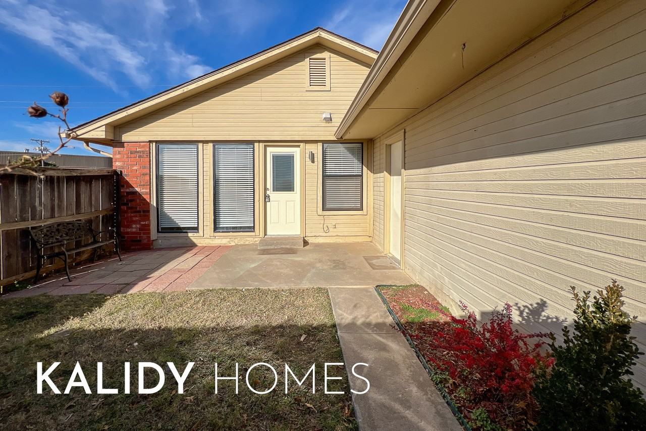 1225 Sequoyah PlaceUnit E #1 - Photo 3 of 28