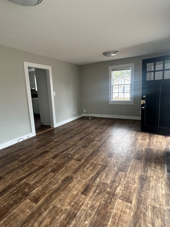 2100 Woodward Dr #A - Photo 3 of 16