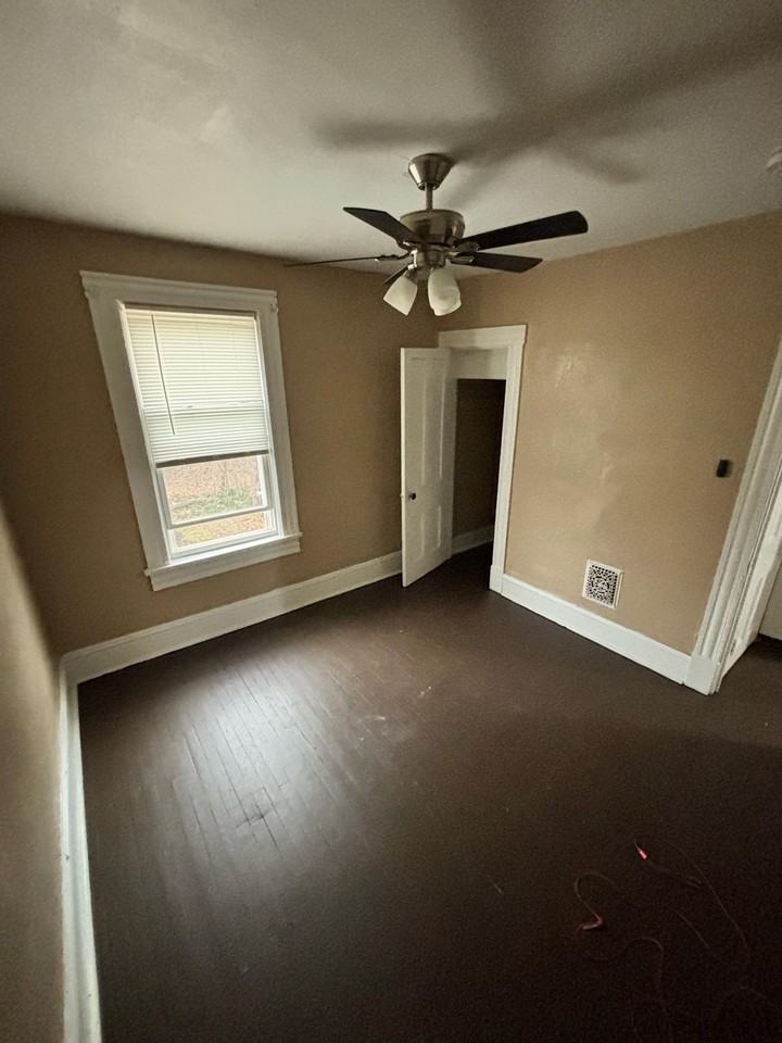 2289 E 93rd St #1 - Photo 2 of 6