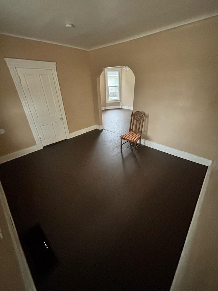 2289 E 93rd St #1 - Photo 5 of 6