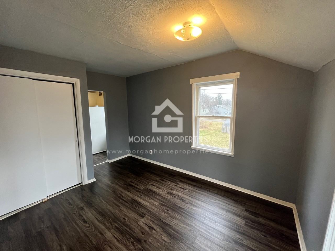 306 E Church St - Photo 4 of 6