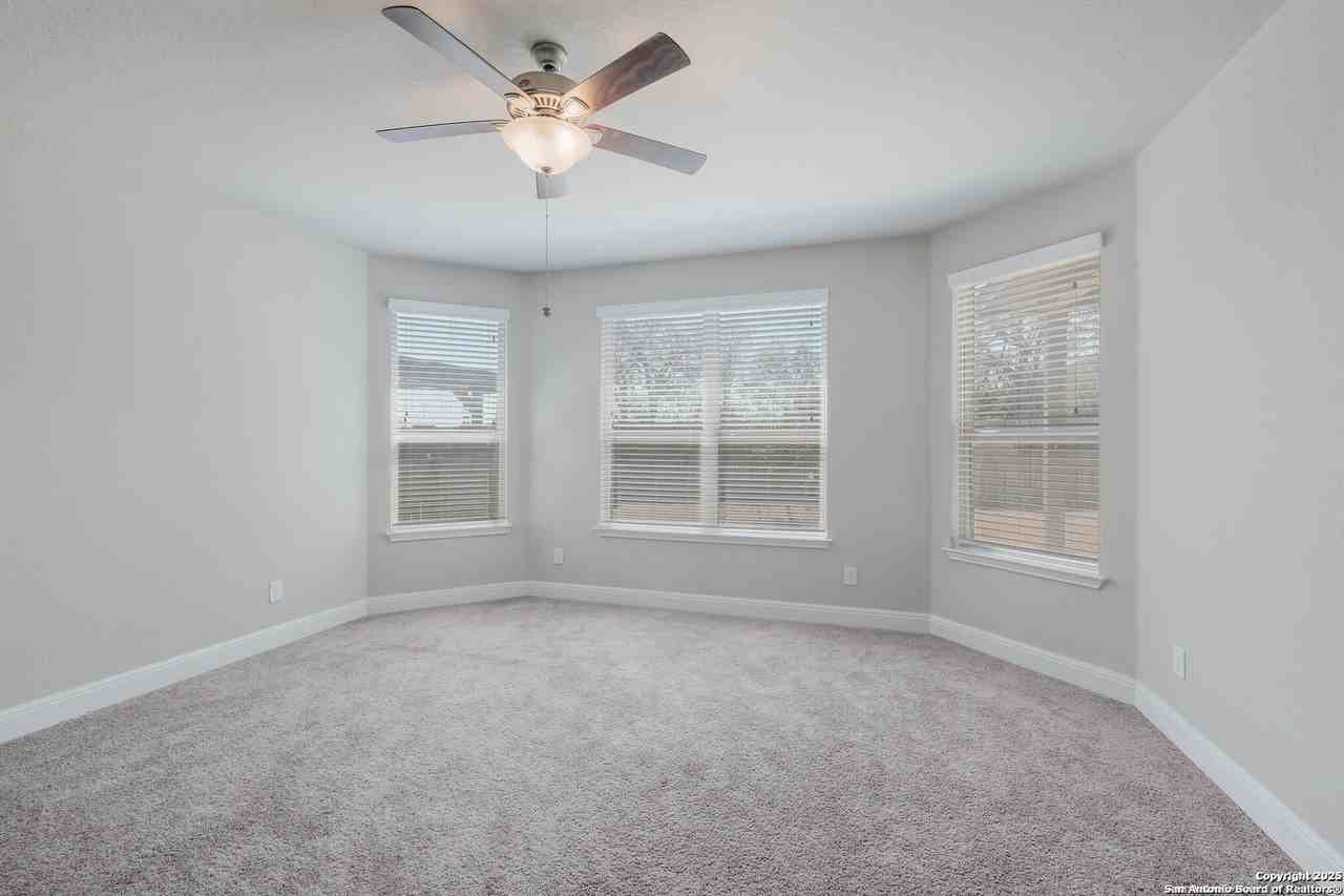 130 Abbeydell - Photo 5 of 11